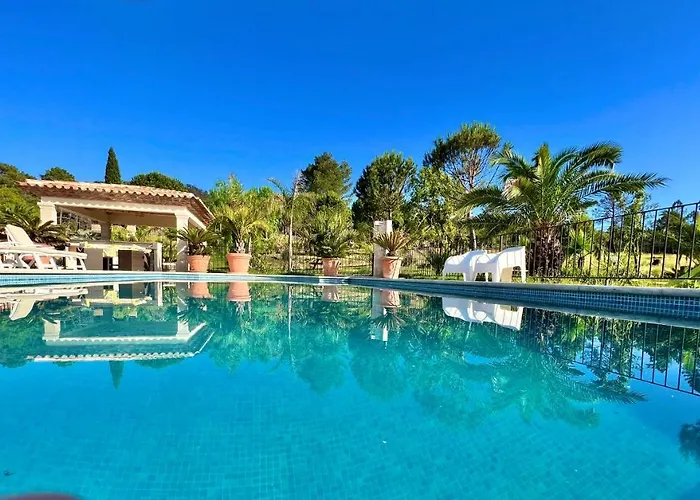 Villa La Source 83 - Room Close To St Tropez