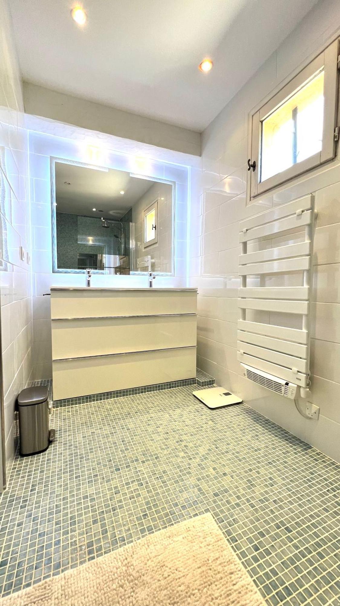 La Source 83 - Close To St Tropez Bed & Breakfast *